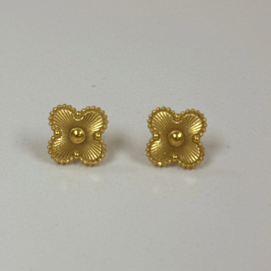 VCA Gold Clover Earrings