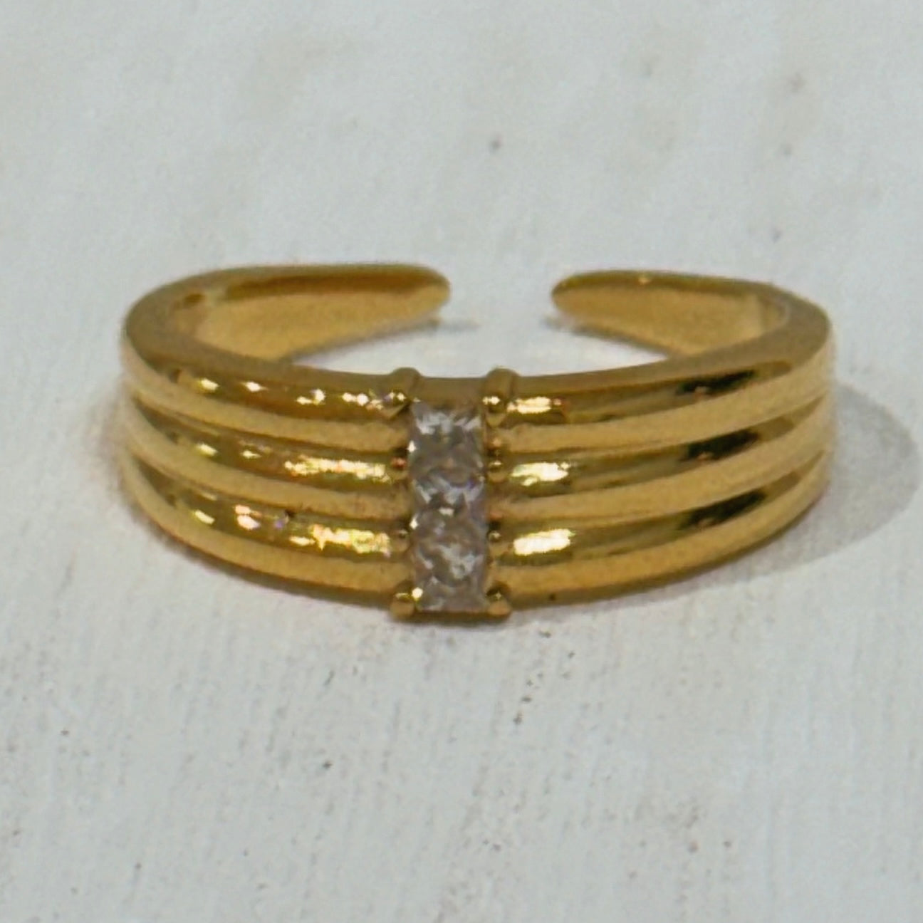 Three Diamond Ring Ajustable