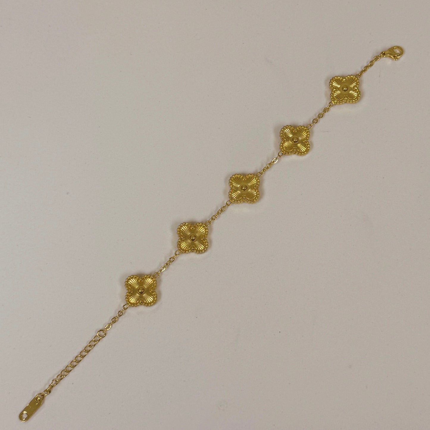 VCA Gold Clover Bracelet