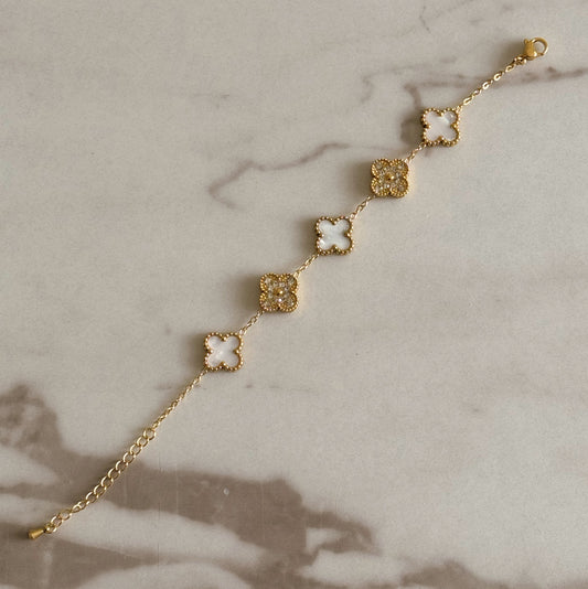 VCA White Clover Bracelet